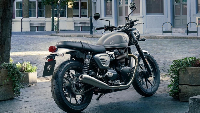 Triumph si prepara a cambiare nome alle sue modern classic da 900 cc?