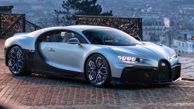 La Bugatti Chiron Profilée venduta a Parigi, da RM Sotheb's, alla cifra record di 9.792.500 euro.