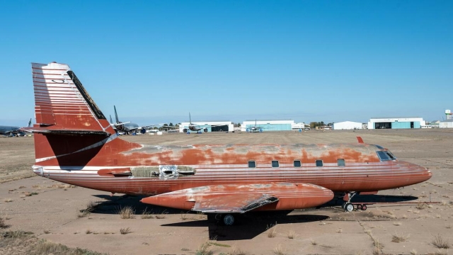 Il jet di Elvis è rimasto abbandonato per decenni a Roswell, New Mexico