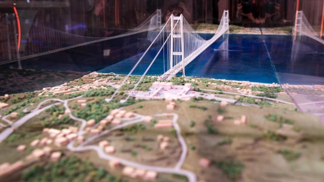 The model of the bridge project over the Strait of Messina showed by Italian Minister of Infrastructure and Transport, Matteo Salvini, during the RAI tv program "Cinque minuti" (Five Minutes), hosted by Bruno Vespa, in Rome, Italy, 22 March 2023. ANSA/ANGELO CARCONI