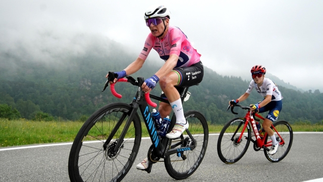 Giro d'Italia Donne 2023 - 34th Edition - 5th stage Salassa - Ceres 105,6km - 04/07/2023 - Annemiek Van Vleuten (NED - Movistar Team) Gaia Realini (ITA - Trek - Segafredo) - photo Massimo Fulgenzi/SprintCyclingAgency©2023