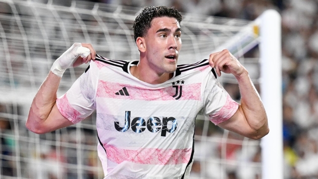 ORLANDO, FLORIDA - AUGUST 2: Dusan Vlahovic of Juventus celebrates 3-1 goal during the pre-season friendly match between Juventus and Real Madrid at Camping World Stadium on August 2, 2023 in Orlando, Florida. (Photo by Daniele Badolato - Juventus FC/Juventus FC via Getty Images)