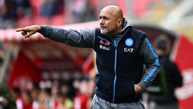 (FILES) Napoli's Italian coach Luciano Spalletti gives instructions during the Italian Serie A football match between Monza and Napoli on May 14, 2023 at the Brianteo stadium in Monza. The Italian press has speculated that Napoli's former coach Luciano Spalletti could be lined up as the successor of Roberto Mancini as the headcoach of the Italian National team. (Photo by GABRIEL BOUYS / AFP)