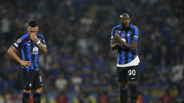 Inter Milan's Lautaro Martinez and Romelu Lukaku , right, react after Manchester City's Rodrigo scored the opening goal during the Champions League final soccer match between Manchester City and Inter Milan at the Ataturk Olympic Stadium in Istanbul, Turkey, Saturday, June 10, 2023. (AP Photo/Francisco Seco)