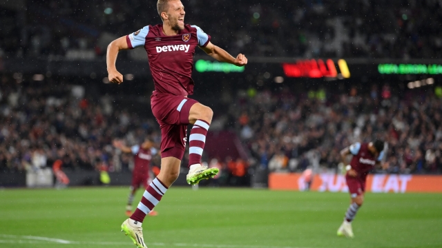 LONDON, ENGLAND - SEPTEMBER 21: Tomas Soucek of West Ham United celebrates after scoring the team's third goal during the UEFA Europa League 2023/24 group stage match between West Ham United FC and FK TSC Backa Topola at London Stadium on September 21, 2023 in London, England. (Photo by Justin Setterfield/Getty Images)