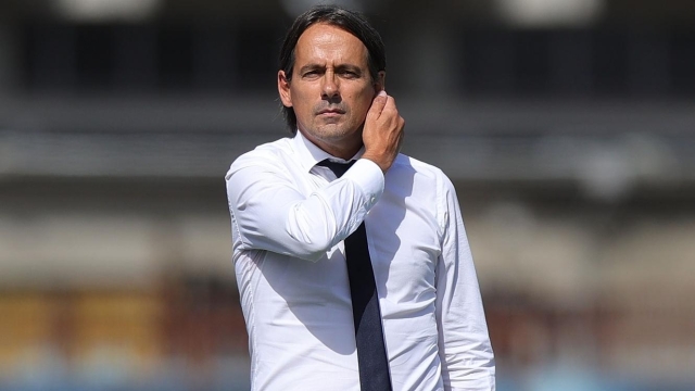 EMPOLI, ITALY - SEPTEMBER 24: Simone Inzaghi manager of FC Internazionale gestures during the Serie A TIM match between Empoli FC and FC Internazionale at Stadio Carlo Castellani on September 24, 2023 in Empoli, Italy. (Photo by Gabriele Maltinti/Getty Images)