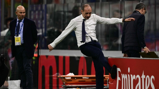 Juventus' Italian coach Massimiliano Allegri reacts during the Italian Serie A football match between Milan and Juventus at San Siro Stadium, in Milan on October 22, 2023. (Photo by Marco BERTORELLO / AFP)