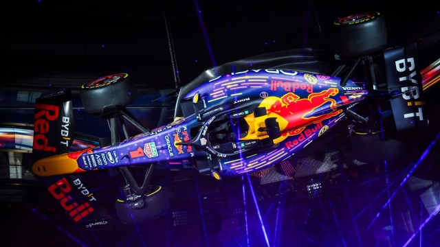 La presentazione della livrea della RB19 per il GP Las Vegas. Red Bull Content Pool
