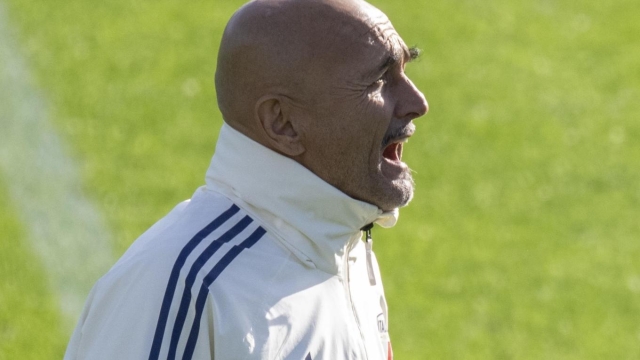 Head coach of the Italy national team, Luciano Spalletti during a training session of the Italian national soccer team at the Coverciano traning centre near Florence, Italy, 16 November 2023. ANSA/CLAUDIO GIOVANNINI