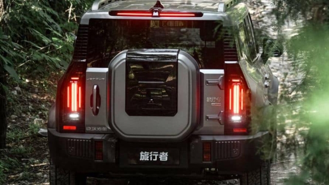 Land Rover Defender Clone