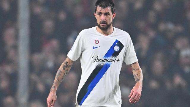 GENOA, ITALY - DECEMBER 29:  Francesco Acerbi of FC Internazionale in action during the Serie A TIM match between Genoa CFC and FC Internazionale at Stadio Luigi Ferraris on December 29, 2023 in Genoa, Italy. (Photo by Mattia Ozbot - Inter/Inter via Getty Images)