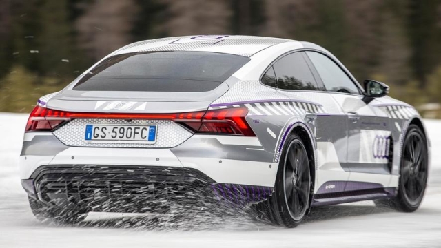 Audi RS e-tron GT ice race edition, posteriore