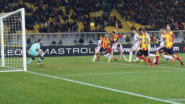 US Lecce's Roberto Piccoli scores the goal during the Italian Serie A soccer match US Lecce - ACF Fiorentina at the Via del Mare stadium in Lecce, Italy, 2 february 2024. ANSA/ABBONDANZA SCURO LEZZI