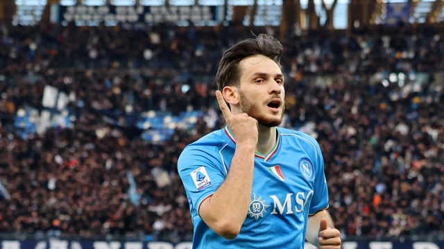 NAPLES, ITALY - FEBRUARY 04: Khvicha Kvaratskhelia of SSC Napoli celebrates after scoring his side second goal during the Serie A TIM match between SSC Napoli and Hellas Verona FC at Stadio Diego Armando Maradona on February 04, 2024 in Naples, Italy. (Photo by Francesco Pecoraro/Getty Images)