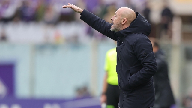 FLORENCE, ITALY - FEBRUARY 11: Head coach Vincenzo Italiano manager of ACF Fiorentina gestures during the Serie A TIM match between ACF Fiorentina and Frosinone Calcio - Serie A TIM  at Stadio Artemio Franchi on February 11, 2024 in Florence, Italy. (Photo by Gabriele Maltinti/Getty Images)