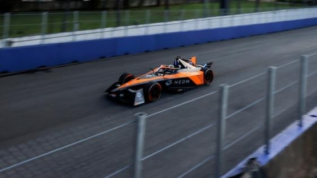 Sam Bird, NEOM McLaren Formula E Team, e-4ORCE 04