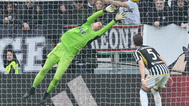 Juventus' Woiciech Szczesny in action during the italian Serie A soccer match Juventus FC vs Genoa FC at the Allianz Stadium in Turin, Italy, 17 March 2024 ANSA/ALESSANDRO DI MARCO