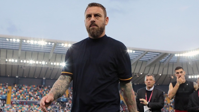 Roma’s head coach Daniele De Rossi during the Serie A soccer match between Udinese and Roma at the Bluenergy Stadium in Udine, north east Italy - Sunday, April 14, 2024. Sport - Soccer (Photo by Andrea Bressanutti/Lapresse)