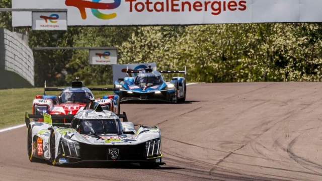 93 JENSEN Mikkel (dnk), MULLER Nico (swi), VERGNE Jean-Eric (fra), Peugeot TotalEnergies, Peugeot 9x8 #93, Hypercar, action during the 2024 6 Hours of Imola, 2nd round of the 2024 FIA World Endurance Championship, from April 18 to 21, 2024 on the Autodromo Internazionale Enzo e Dino Ferrari in Imola - Photo François Flamand / DPPI