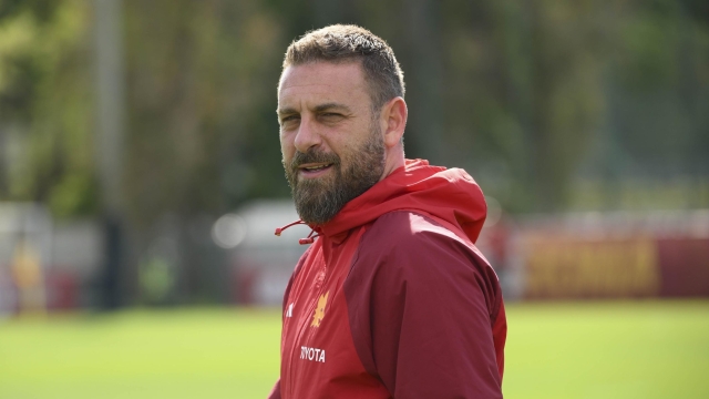 ROME, ITALY - APRIL 21: AS Roma coach Daniele De Rossi during training session at Centro Sportivo Fulvio Bernardini on April 21, 2024 in Rome, Italy. (Photo by Luciano Rossi/AS Roma via Getty Images)