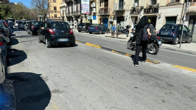 Il luogi dove una turista è stat travolta e uccisa da un auto pirata a Palermo, 12 maggio 2024. ANSA NPK