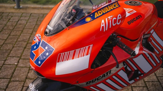 ducati desmosedici gp7