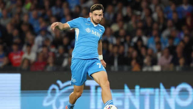 Napoli’s Khvicha Kvaratskhelia  during the Serie A soccer match between Napoli and Monza at the Diego Armando Maradona Stadium in Naples, southern italy - Sunday , September 29 , 2024. Sport - Soccer .  (Photo by Alessandro Garofalo/LaPresse)