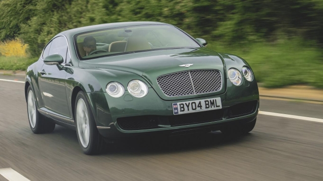 bentley_continental_gt_anteriore