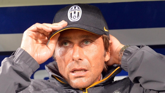 Italian coach of Juventus, Antonio Conte, looks on during the Italian Serie A soccer match UC Sampdoria vs Juventus FC at Luigi Ferraris stadium in Genoa, Italy, 24 August 2013. ANSA/LUCA ZENNARO