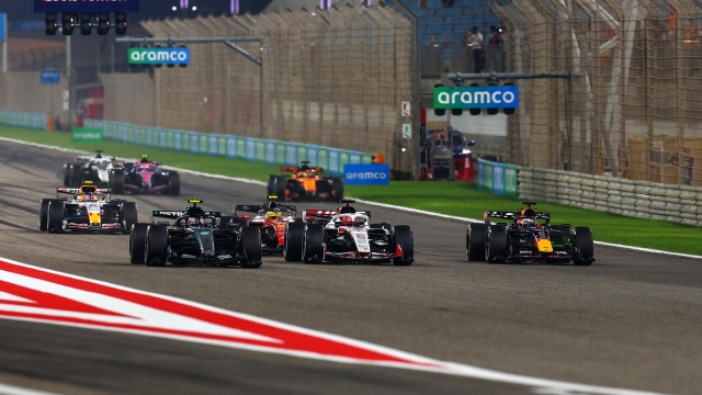  Andrea Kimi Antonelli of Italy driving the (12) Mercedes AMG Petronas F1 Team W17 leads Esteban Ocon of France driving the (31) Haas F1 VF-26 Ferrari Max Verstappen of the Netherlands driving the (3) Oracle Red Bull Racing RB22 Red Bull Ford Lewis Hamilton of Great Britain driving the (44) Scuderia Ferrari SF-26 and others as they practice their race start procedures during day two of F1 Testing at Bahrain International Circuit on February 19, 2026 in Bahrain, Bahrain. (Photo by Joe Portlock/Getty Images)