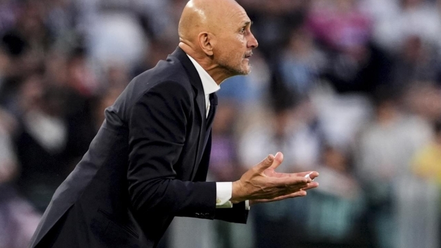 JuventusÕ head coach Luciano Spalletti during  the Serie A soccer match between Juventus Fc and Genoa the Juventus Stadium in Turin, north west Italy - April 6, 2026. Sport - Soccer (Photo by Fabio Ferrari/LaPresse)