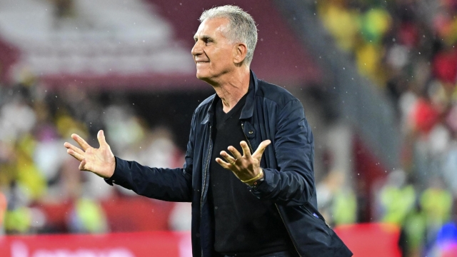 epa13045590 Ghana's head coach Carlos Queiroz celebrates with their supporters after winning the FIFA World Cup 2026 group stage match Ghana against Panama, in Toronto, Canada, 17 June 2026.  EPA/EDUARDO LIMA