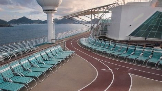 Pista da running e jogging sulla nave della compagnia Royal Caribbean.