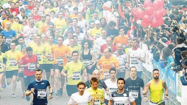 Foto LaPresse/ Spada 02-04-2017, Milano Marathon EA7 Emporio Armani