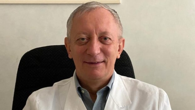 Il dott. Daniele Nassiacos, direttore dell’Unità Operativa di Cardiologia - UTIC dell’Ospedale di Saronno, ASST della Valle Olona (Varese)