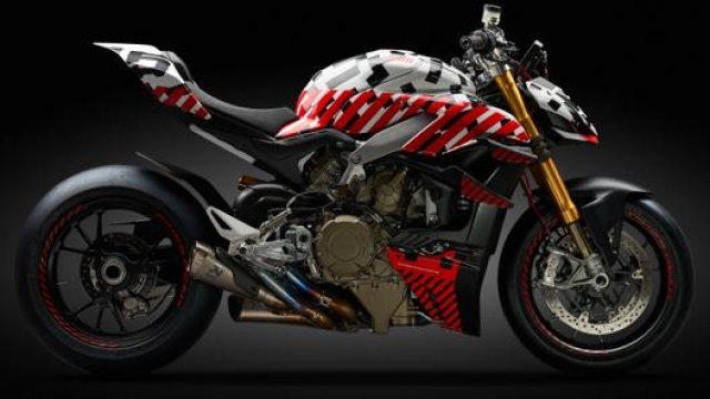La prima immagine ufficiale della Ducati Streetfighter V4