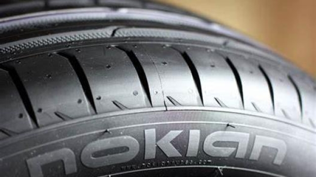 Il dettaglio di uno pneumatico Nokian