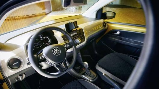 La Volkswagen e-up vista da dentro