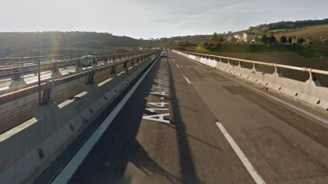 Un tratto della A14 tra Pineto e Città Sant'Angelo