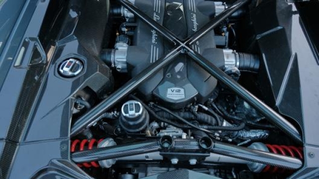 Il motore di Lamborghini Aventador S-Roadstar. Foto Luca Bracali