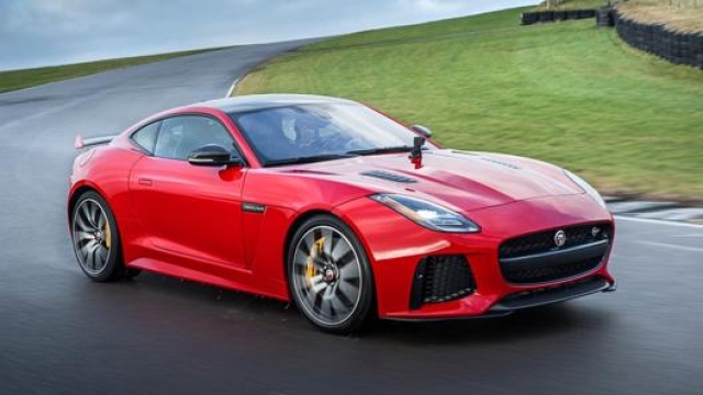 Jaguar F-Type, pronta per una evoluzione a motorizzazione V8 Bmw