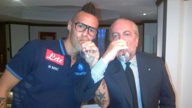 Marek Hamsik col presidente Aurelio De Laurentiis