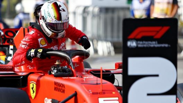 Vettel esce dalla sua Ferrari dopo le qualifiche, sarà in prima fila. Getty