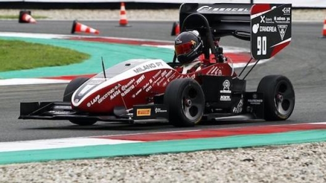 La monoposto del team Dynamis in azione a Monza