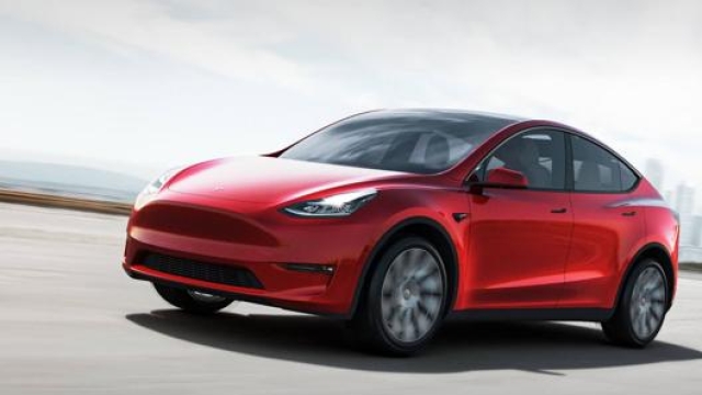 Inizialmente preannunciata per il 2021-22, Tesla Model Y arriverà nella seconda metà del 2020. Il prezzo partirà da 58.000 euro