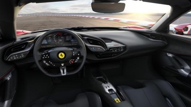 Il posto di guida della Ferrari SF90 Stradale