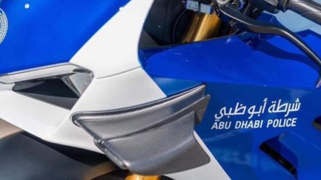 Contro 221 cavalli e un pacchetto tecnico da MotoGP i delinquenti emiratini non avranno vita facile…