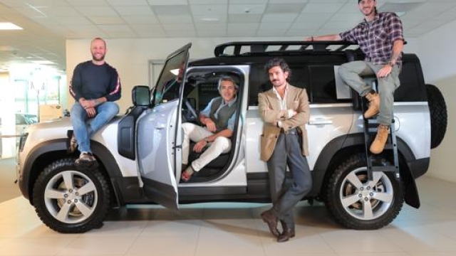 I quattro ambasciatori Land Rover in Italia ossia i Defenders