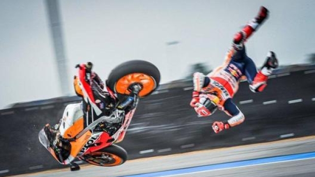 Marquez caduto alla fine delle prime prove libere del GP di Thailandia di quest'anno