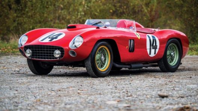 La Ferrari si conferma la superstar dell’anno con il record stabilito con la 290 MM del 1956, venduta da RM Sotheby's a ventidue milioni di dollari (19.350.000 euro)